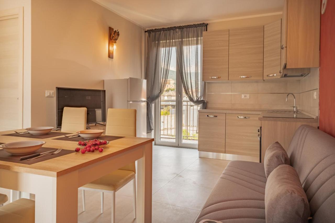 Appartement Grecale à Loano Extérieur photo